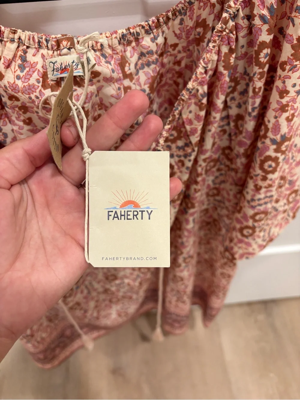 NWT Faherty Floral Peasant Blouse Size Medium - Picture 4 of 6